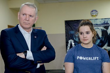 Оренбургский «Юниор» воспитывает чемпионов по пауэрлифтингу